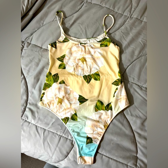 NEW FARM RIO Bodysuit (no tags) - Picture 2 of 10